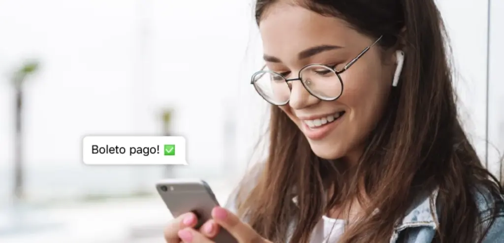 cliente confirma boleto pago pelo whatsapp em estratégia para reduzir a inadimplência usando o whatsapp